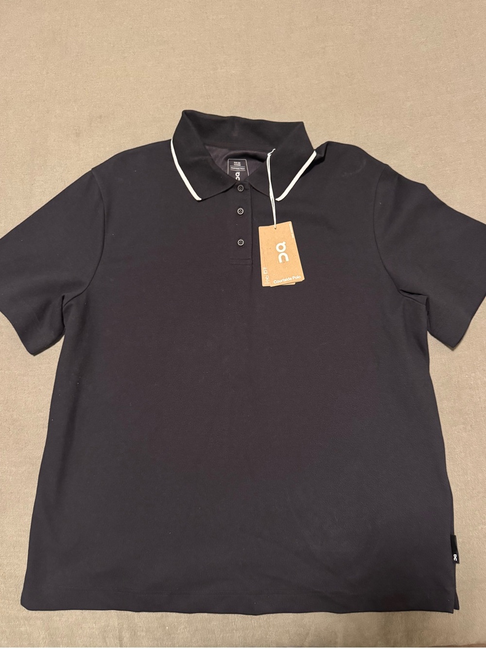 On Running Black Courtside Polo with White Collar Piping